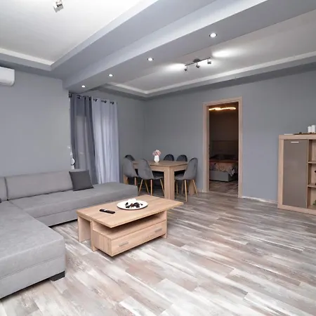 Luxury St Demetrios Downtown Apartment Thessaloniki